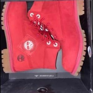 Red Timberlands